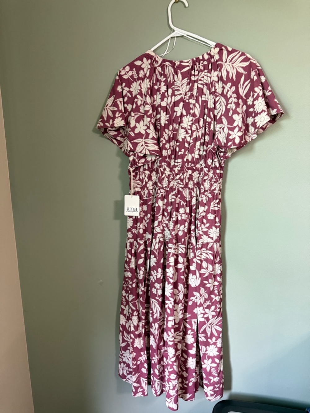 Women’s Floral Dress -M